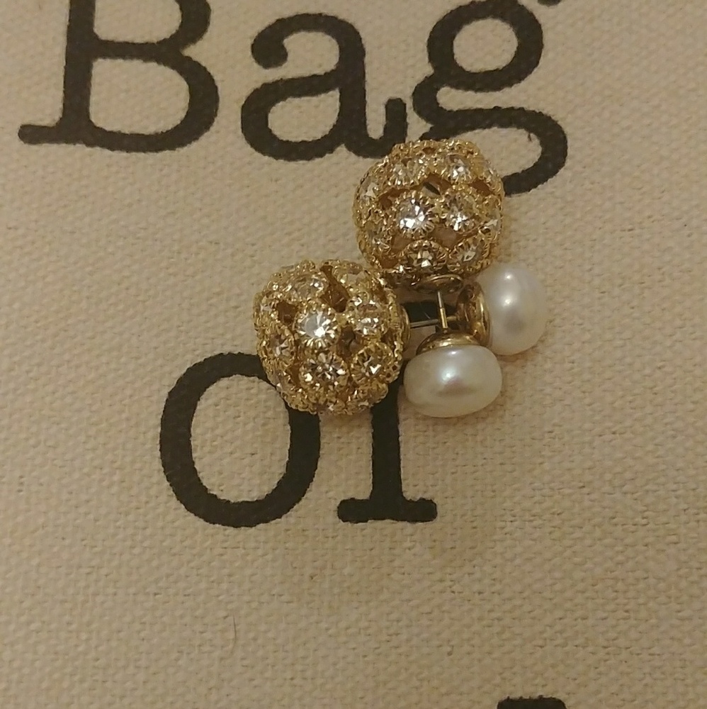 Elegant Earrings 💎 - Picture 2 of 6